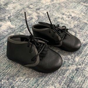 Crib shoes like new Janie and Jack